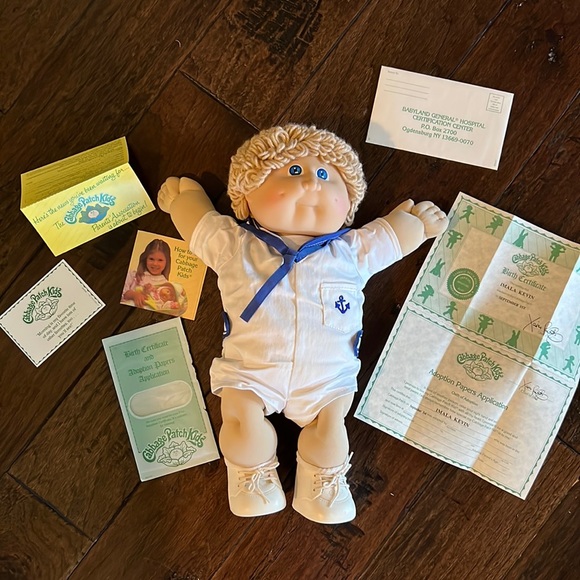 Cabbage Patch Kid - baby boy & original birth certificate - Picture 8 of 14